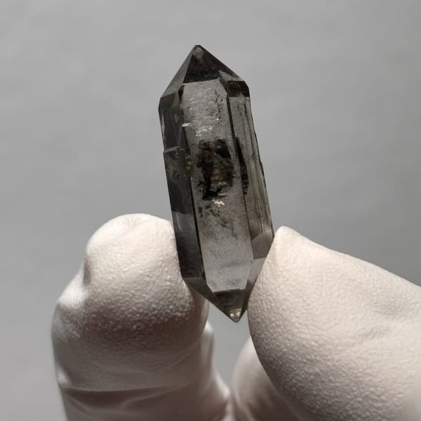 Tip-chip DT Yunnan H — detail view