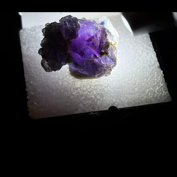 Purple phantom fluorite from Yindu — complete view