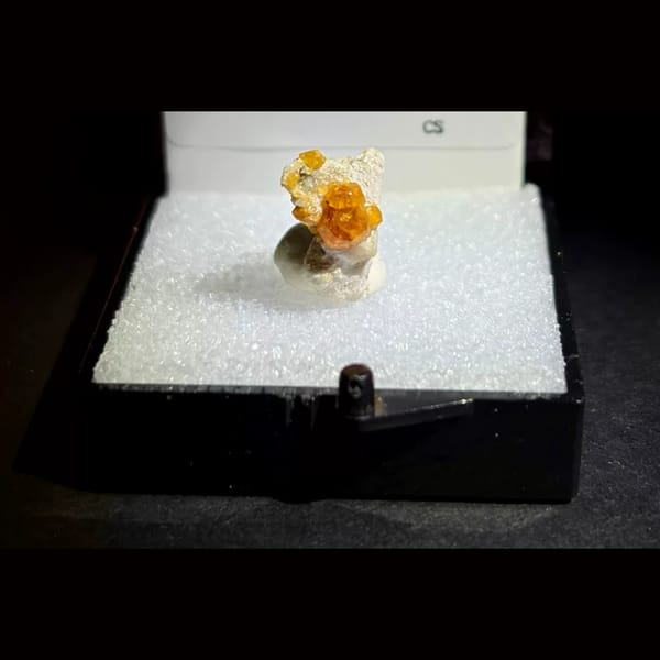 Orange spessartine garnet from Yunxiao — alternate view