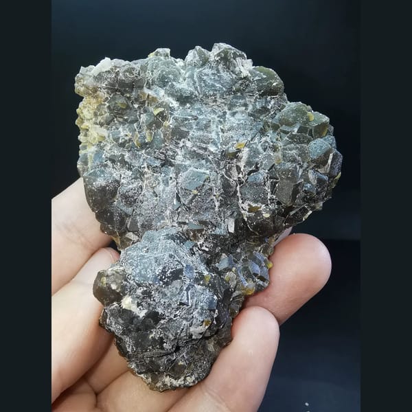 Frosted sugary garnet — complete view