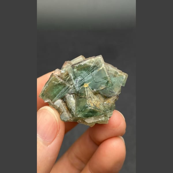 Green fluorite with quartz B from Hebei — complete view