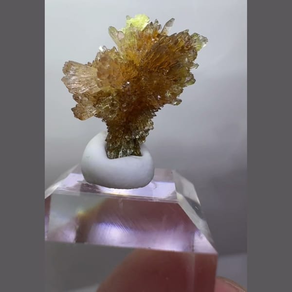 Orange-Yellow Creedite Spray 2.0 cm — alternate view