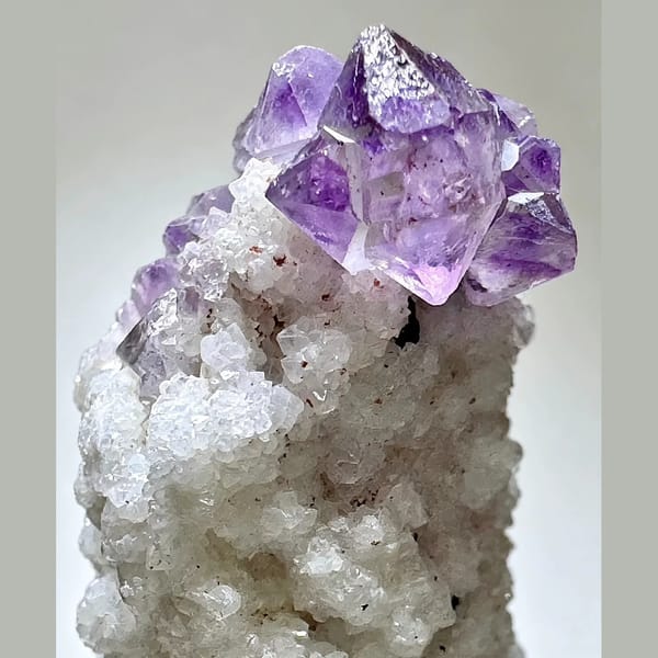 Amethyst Tip on White Quartz Column Inner Mongolia 4.0 cm — complete view