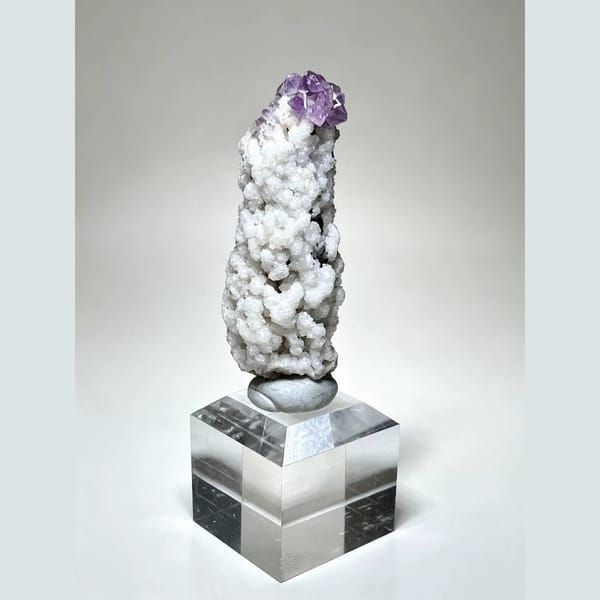 Amethyst Tip on White Quartz Column Inner Mongolia 4.0 cm — detail view