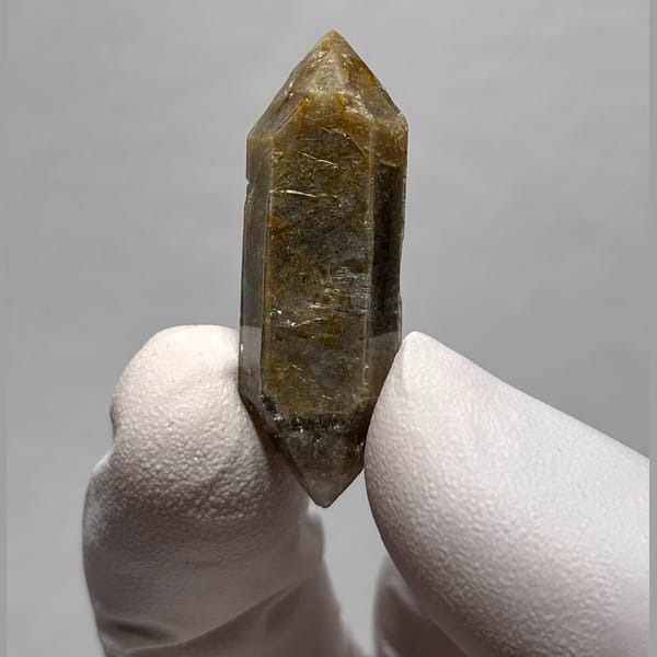 Porcelain-flower DT Yunnan quartz — complete view