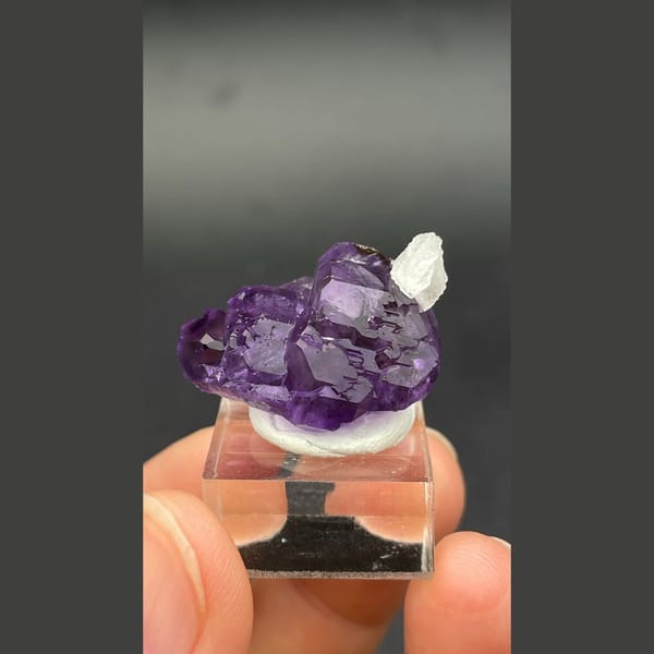 Tanzanite blue-violet fluorite with white calcite from Fujian — alternate view