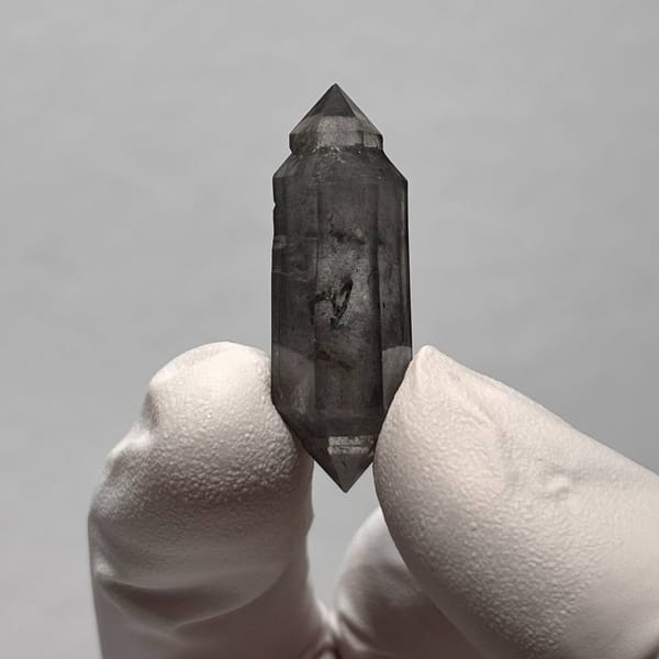 DT Yunnan quartz K — alternate view