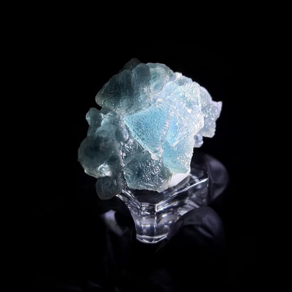Stepped blue-green fluorite from Huanggangliang — alternate view