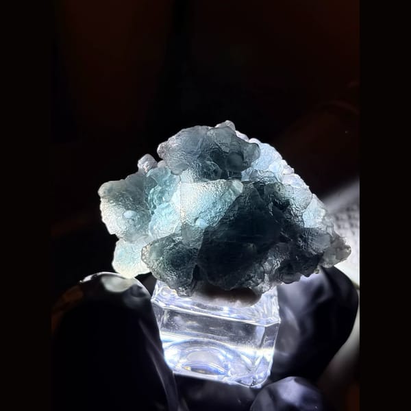 Stepped blue-green fluorite from Huanggangliang — alternate view