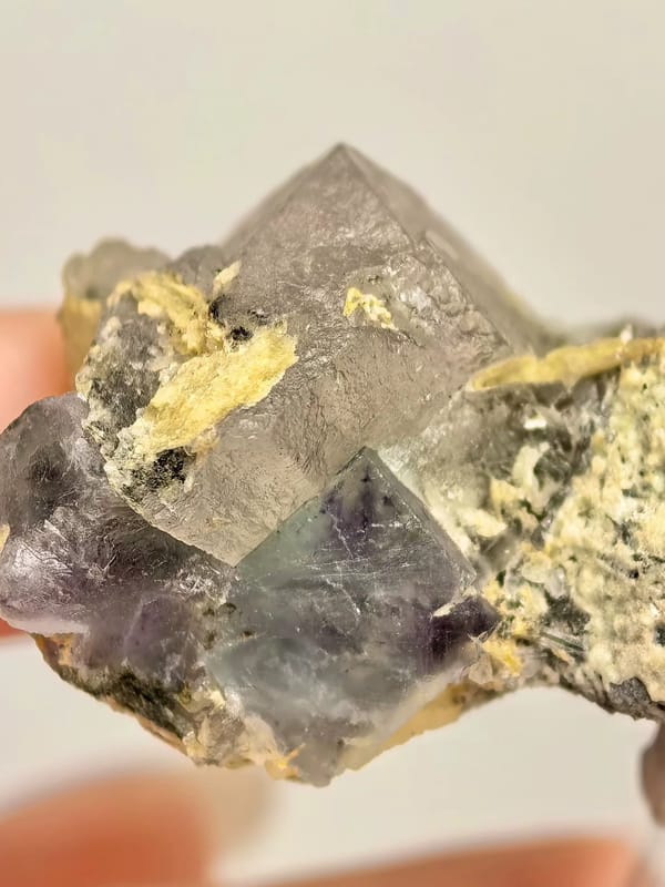 Phantom Fluorite with Quartz and Dolomite — Yindu — mineral specimen view 3