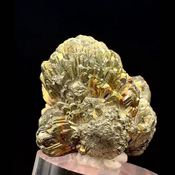 Flower-shaped bladed pyrite after marcasite from Pakistan — detail view