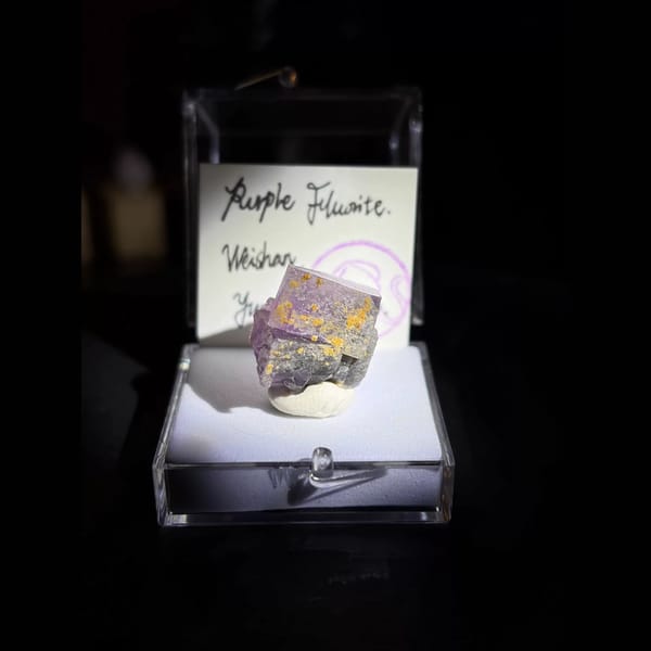Purple fluorite with limonite from Weishan — alternate view