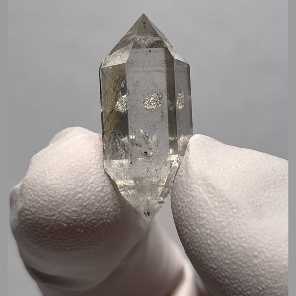 DT Yunnan quartz with calcite — alternate view