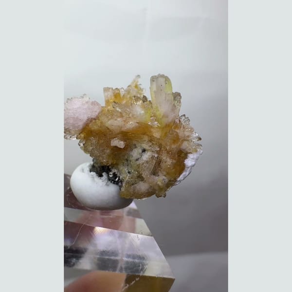 Golden Creedite with Pink Balls 2.0 cm — alternate view