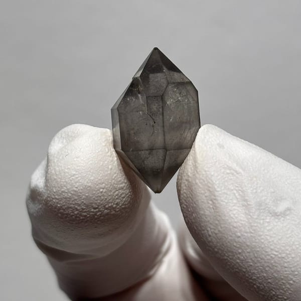 Flower-tip etched DT Yunnan B — complete view