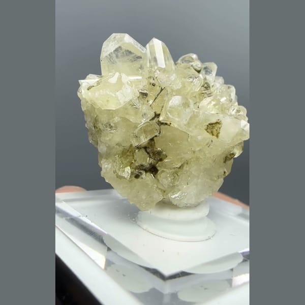 Topaz Crystal Cluster Yaogangxian 2.7 cm — alternate view