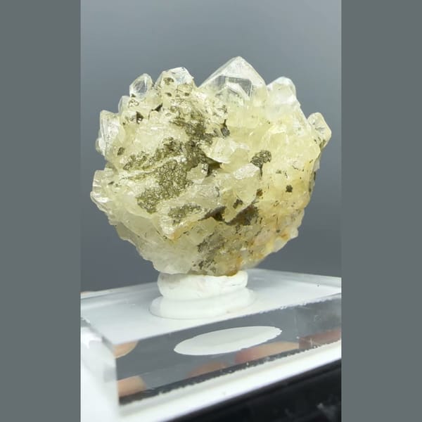 Topaz Crystal Cluster Yaogangxian 2.7 cm — alternate view