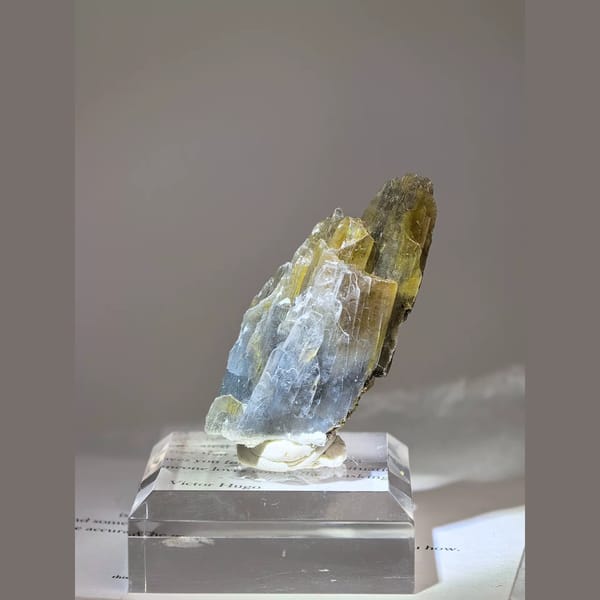 Blue bladed barite from Morocco — complete view