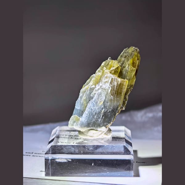 Blue bladed barite from Morocco — alternate view