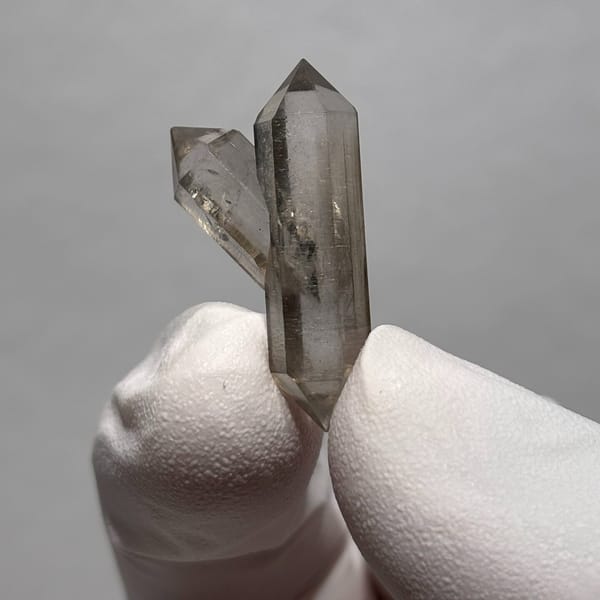 DT Yunnan quartz P — alternate view