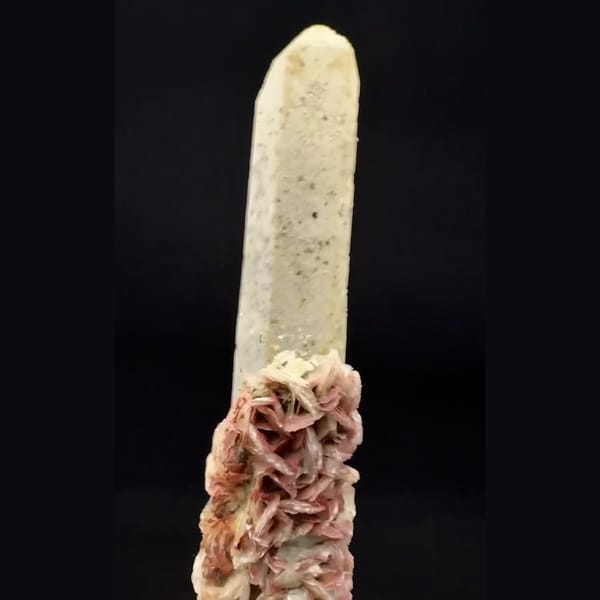 Long frosted quartz crystal with red bladed calcite from Inner Mongolia — alternate view