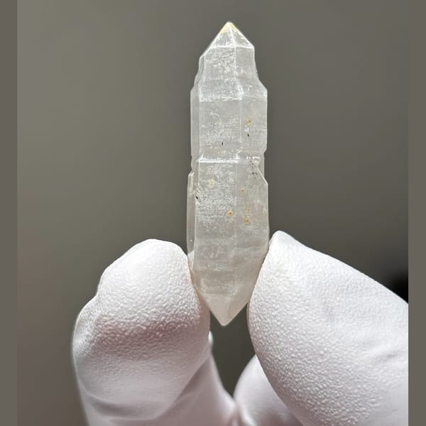Tip-chip white etched DT Yunnan — alternate view