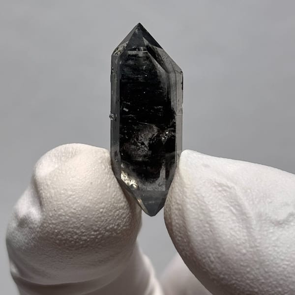 Tip-chip sugar-core DT Yunnan E — alternate view