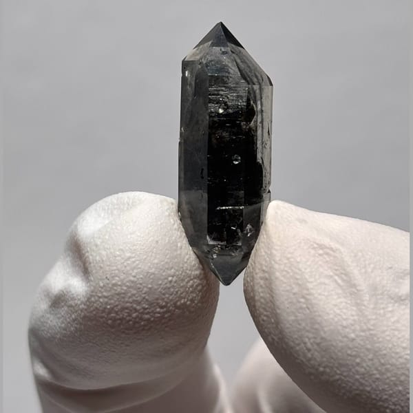 Tip-chip sugar-core DT Yunnan E — detail view
