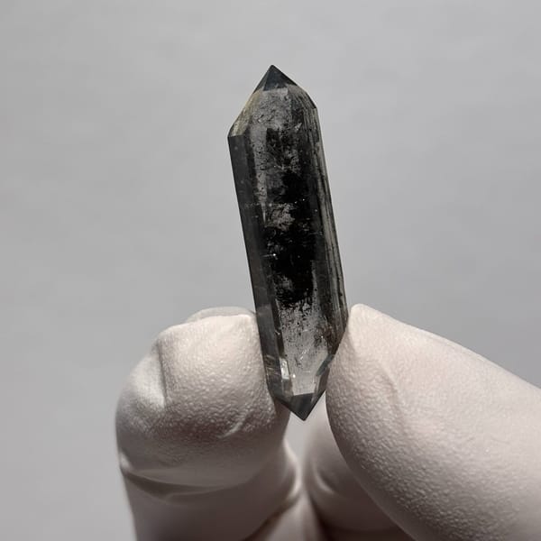 DT Yunnan quartz S — detail view