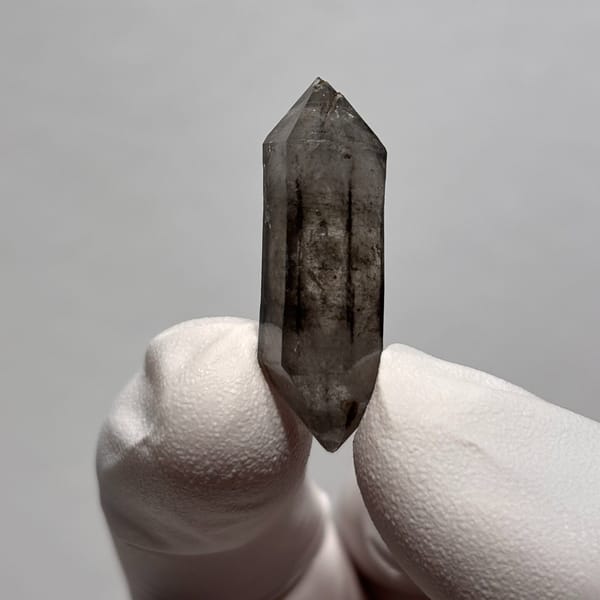 DT Yunnan quartz T — alternate view