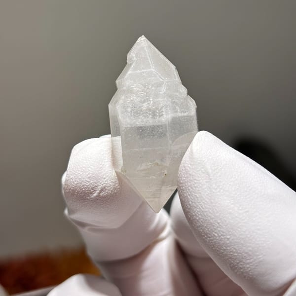 White etched DT Yunnan D — alternate view