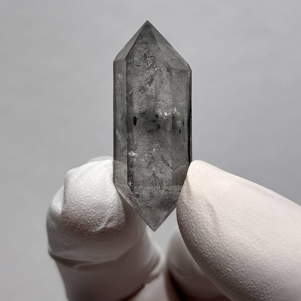 DT Yunnan quartz X — alternate view