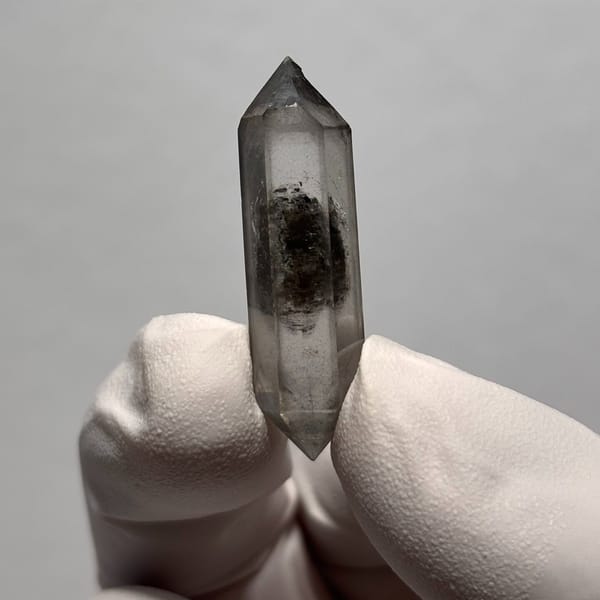 Etched sugar-core DT Yunnan B — detail view
