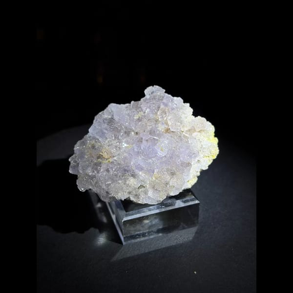Lavender fluorite from Shizhuyuan — detail view