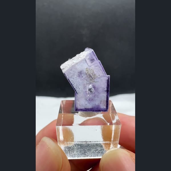 Interpenetrating Purple Fluorite Yaogangxian 1.9 cm — alternate view