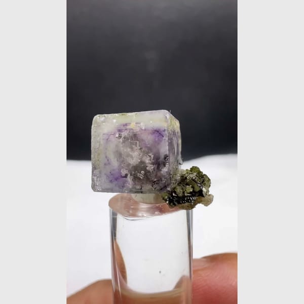 Purple Fluorite Cube with Inclusions Yaogangxian 1.1 cm — detail view