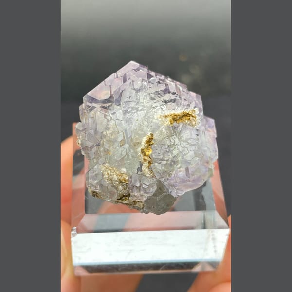 Stepped blue-purple fluorite from Fujian — detail view