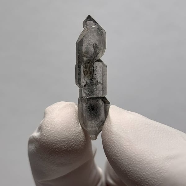 DT Yunnan quartz AA — alternate view