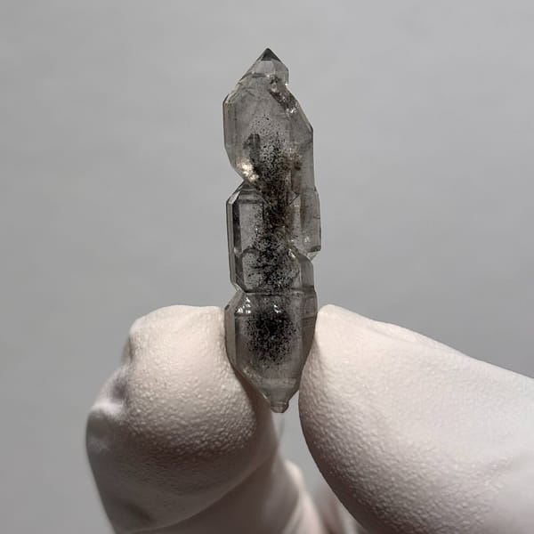 DT Yunnan quartz AA — detail view