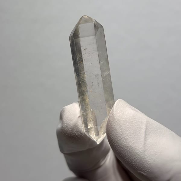 DT Yunnan quartz AB — alternate view