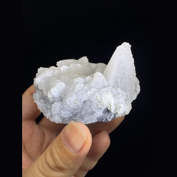 Sparkling quartz pseudomorph after dogtooth calcite with sugary fluorite from Fujian — alternate view