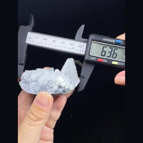 Sparkling quartz pseudomorph after dogtooth calcite with sugary fluorite from Fujian — alternate view