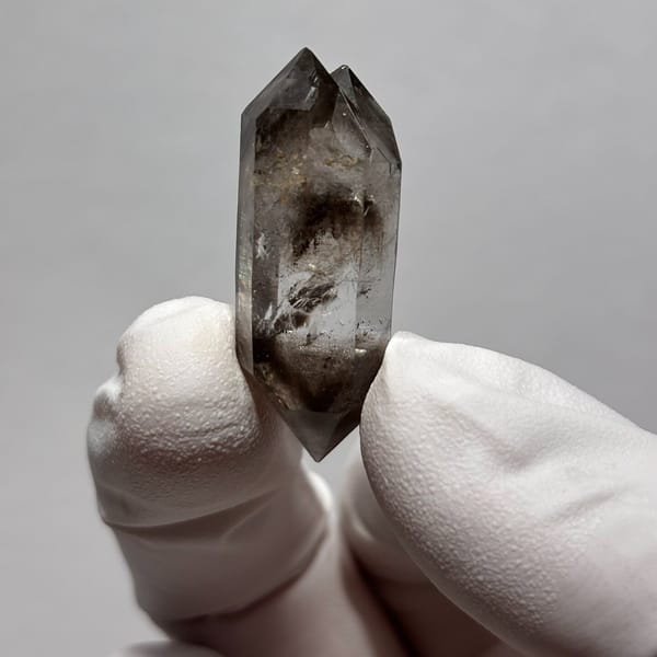 DT Yunnan quartz AE — alternate view