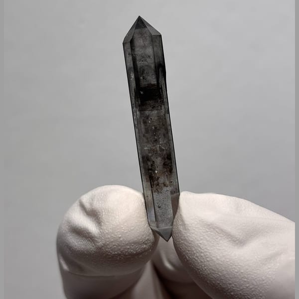 DT Yunnan quartz AF — complete view