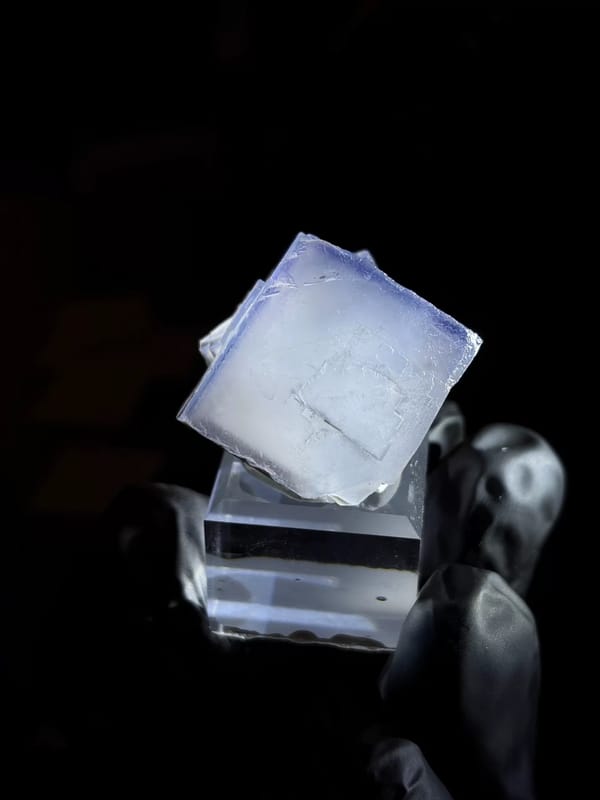 Complete front face of porcelain-textured blue Weishan fluorite