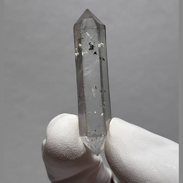 DT Yunnan quartz AL — alternate view