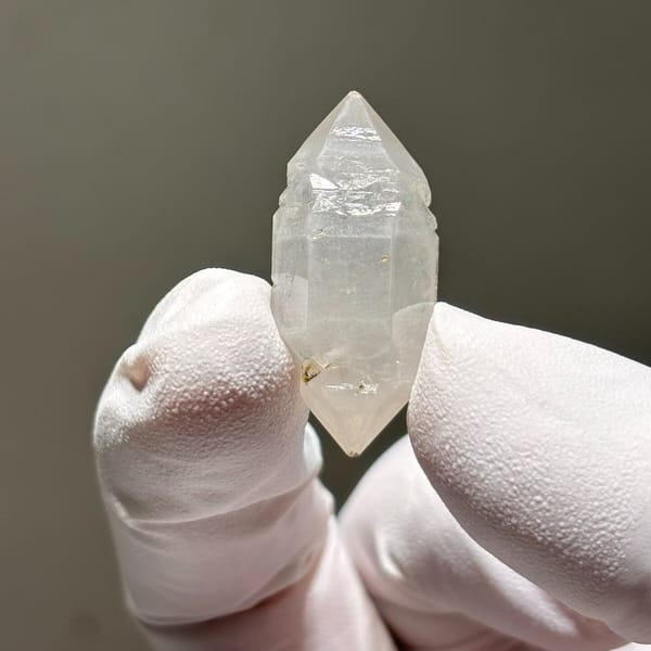 White etched DT Yunnan E — complete view