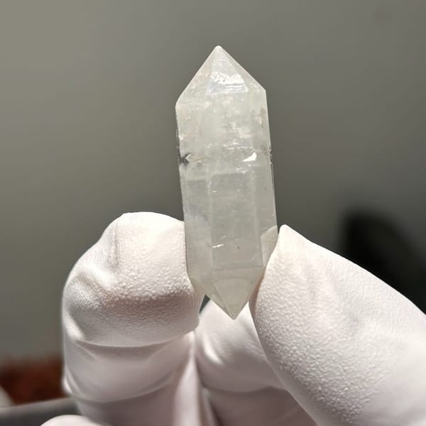 White etched DT Yunnan F — alternate view