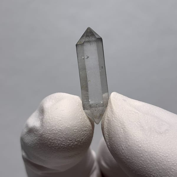 DT Yunnan quartz AR — alternate view