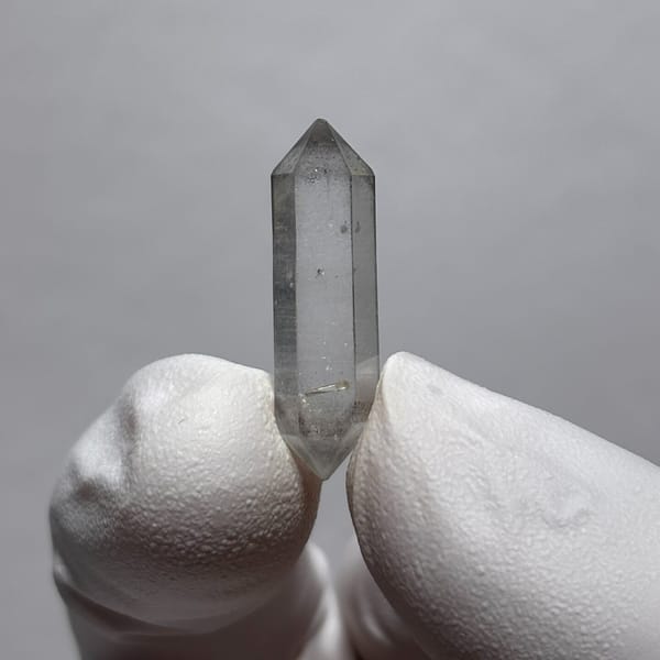 DT Yunnan quartz AR — alternate view